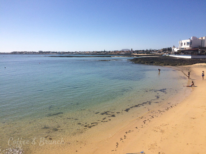 Brunch en Fuerteventura - Mezclando trabajo con placer - Playa en Corralejo